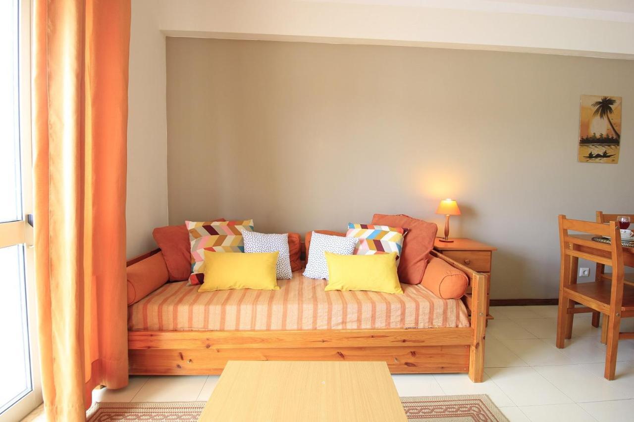Portimao Classic With Pool By Homing Apartment Alvor Luaran gambar
