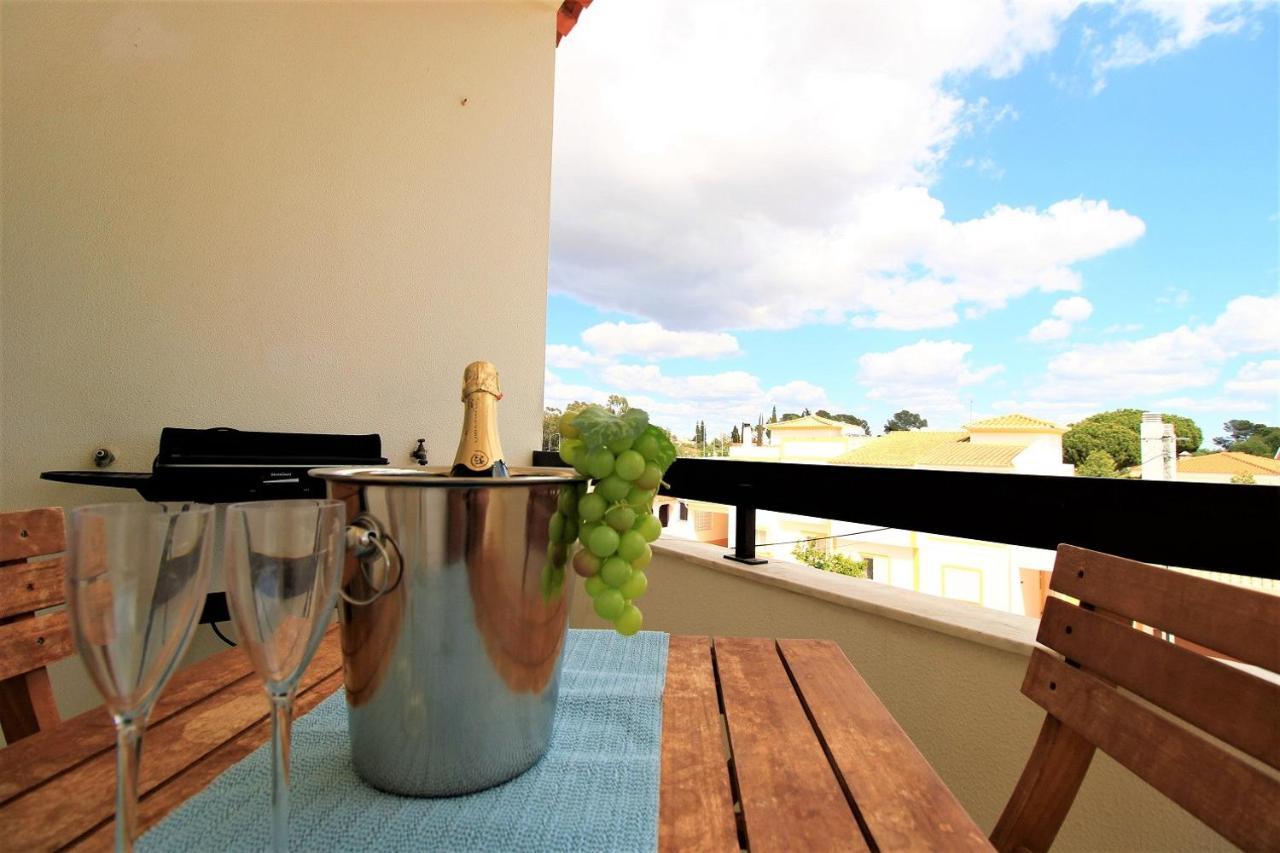 Portimao Classic With Pool By Homing Apartment Alvor Luaran gambar
