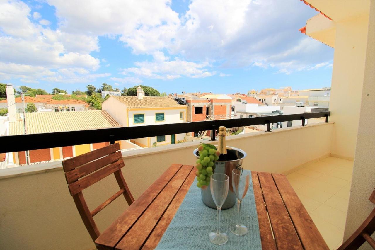 Portimao Classic With Pool By Homing Apartment Alvor Luaran gambar
