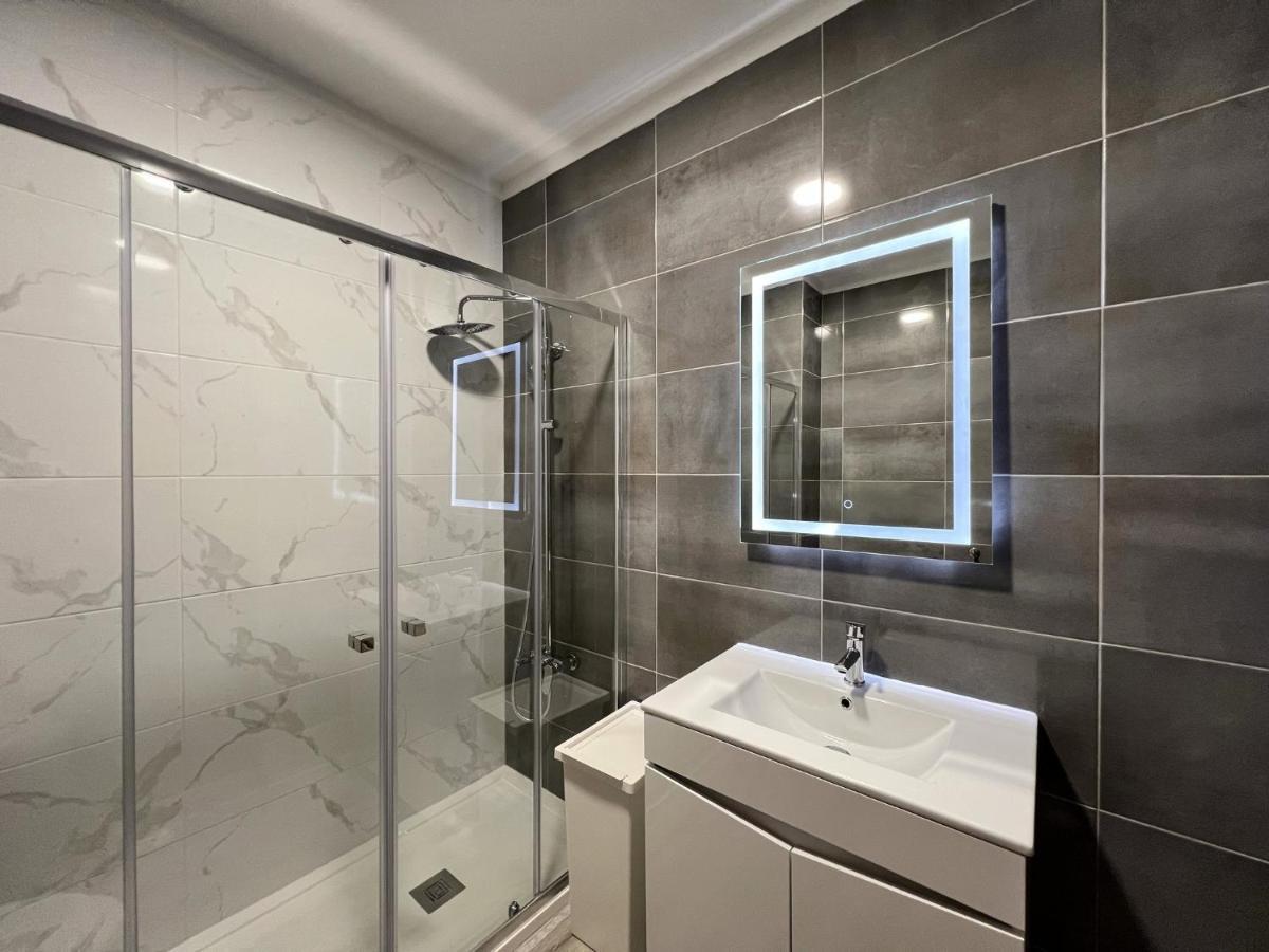 Portimao Classic With Pool By Homing Apartment Alvor Luaran gambar